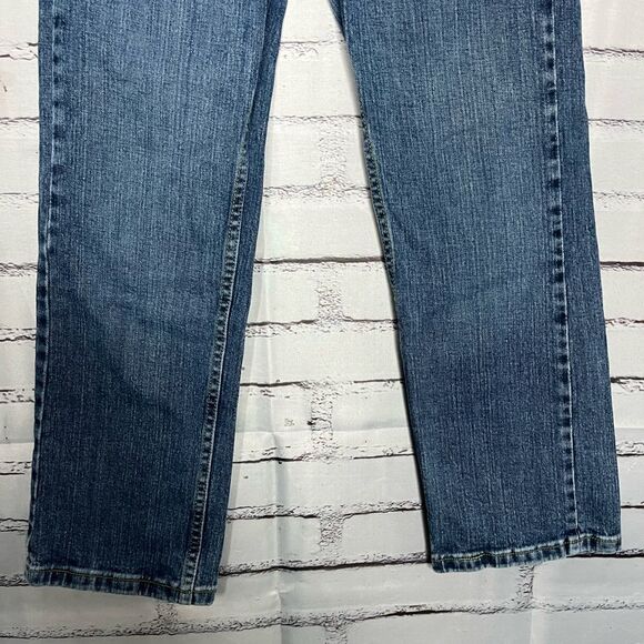 Wrangler Blue Straight Jeans Classic Fit SZ 12 Zip Button Adjustable Waistband - Picture 3 of 15